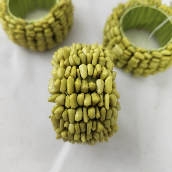 Pier 1 Green Aman Napkin Rings New Set of 4 - Picture 5 of 6